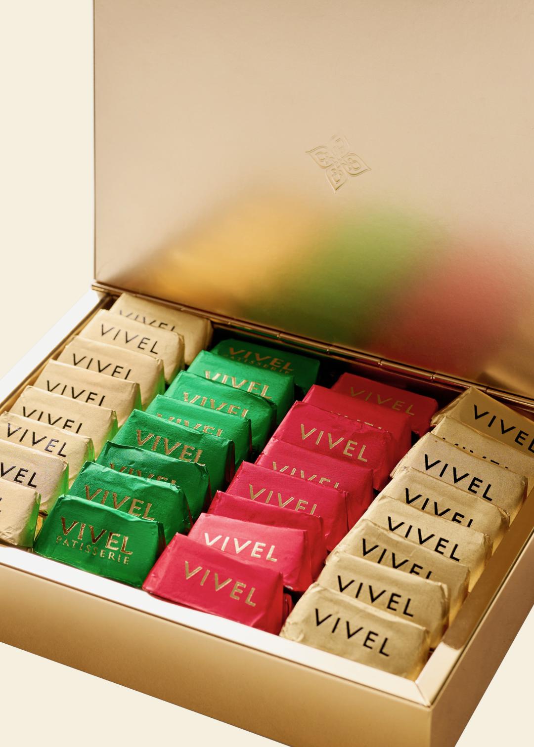 SMALL GIANDUIOTTI METAL GOLD BOX