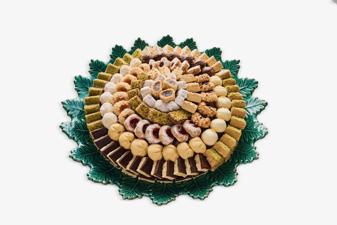 SMALL ROUND CLASSIC SWEETS TRAY